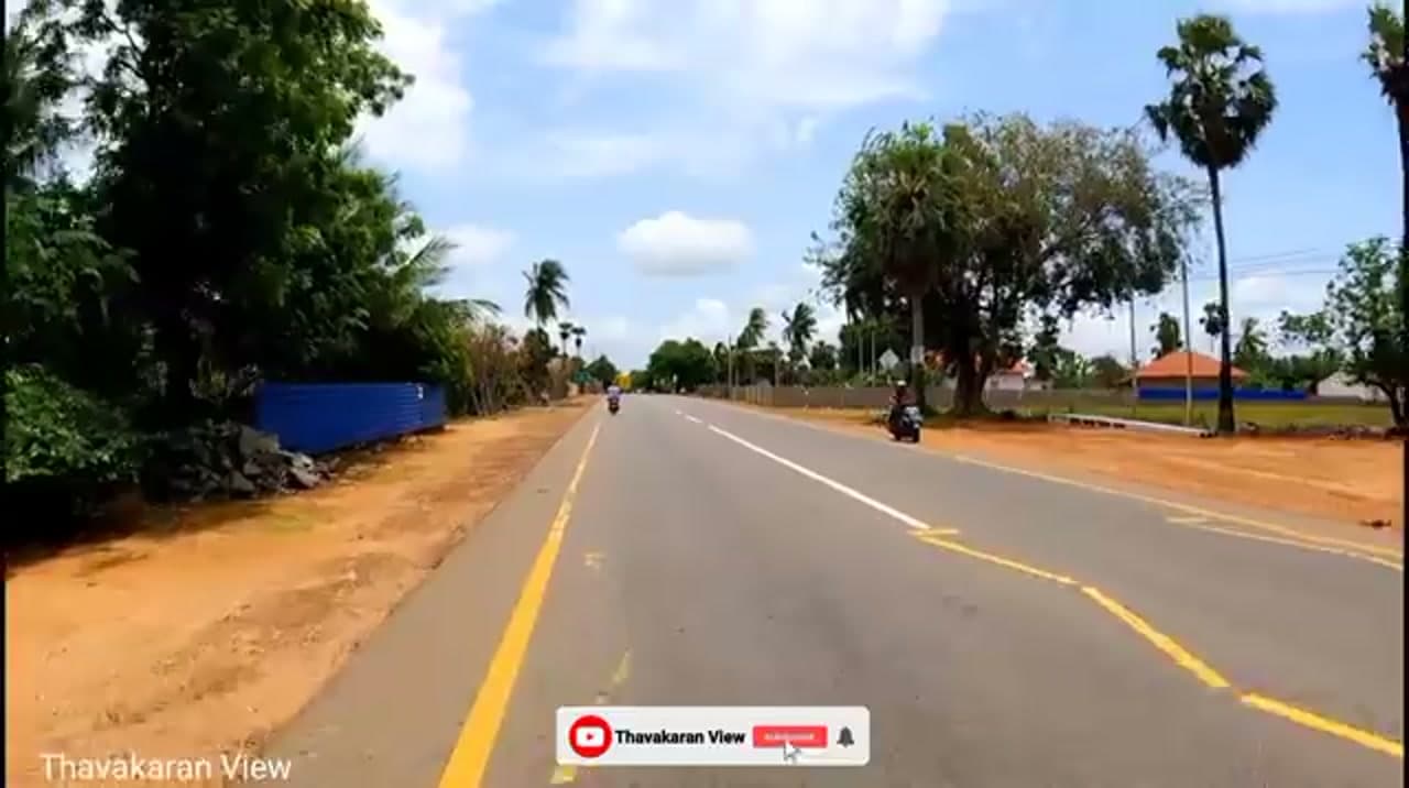 The A9 highway through Pallai, Pachchilaipalli